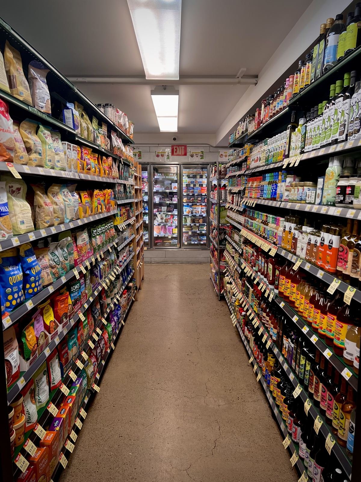 Inside Green Life Market